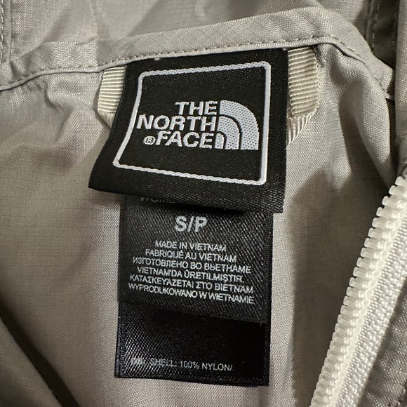 The North Face Womens Grey Hooded Lightweight Windbreaker Jacket Size S P - Picture 5 of 6